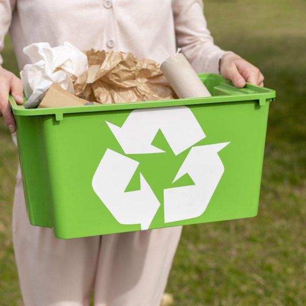 woman-holding-recylcing-basket